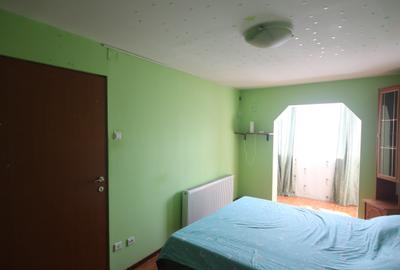 Apartament cu 3 camere in zona Soarelui - 16