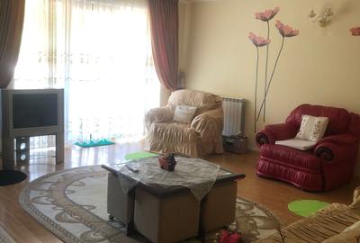 Apartament cu 2 camere decomandat, mobilat în Valea Cerbului