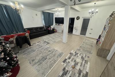 Casa 3 camere cu Mansarda zona Tineretului Ovidiu - 1