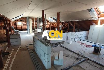 Apartament de vanzare zona Cetate posibilitate investitie ! - 1