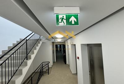 Apartament cu 3 camere decomandat în Aradului