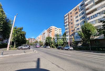 Apartament cu 3 camere, 2 balcoane, 65mp, finisat, Cartier Plopilor