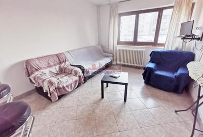 Apartament cu 3 camere decomandat în Banu Manta