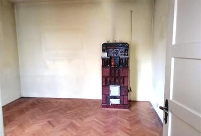 Casa zona Grivitei cu teren de 341 mp - 2