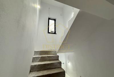 Duplex despartit prin camera tehnica cu 4 camere | Giroc - 7