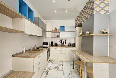 Apartament cu 2 camere nedecomandat, mobilat în Centrul Istoric