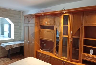 Apartament cu 1 camere de vânzare în zona Confectii - 1