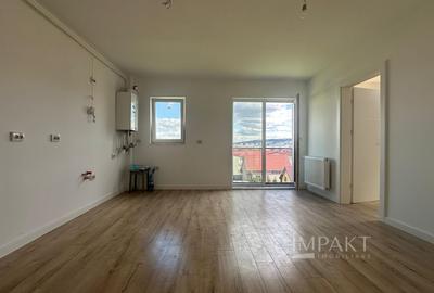 Apartament cu 3 camere semidecomandat în Florești
