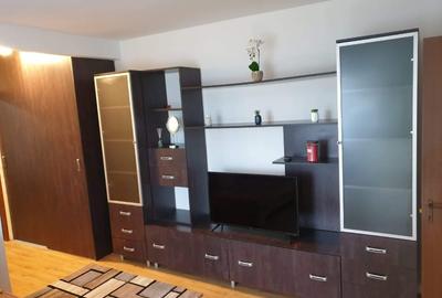 Inchiriez Apartament 2 camere - 3