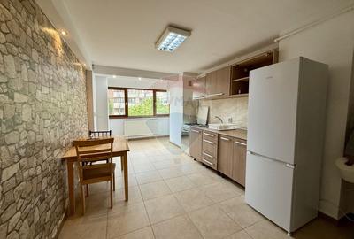 Apartament cu 2 camere decomandate de închiriat pe str Dorobantilor - 4