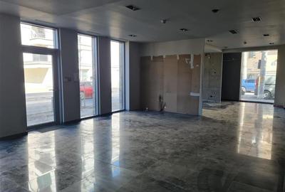 Spatiu comercial Ferdinand - loc parcare - 78 mp - utilitati incluse - 3