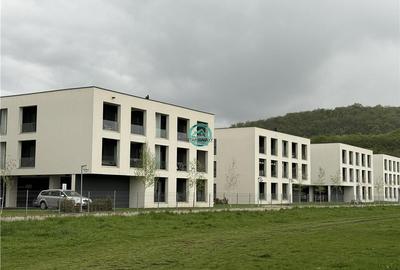 Inchiriez apartament cu 2 camere mobilat LUX in Unirii, 2 parcari Incluse - 1