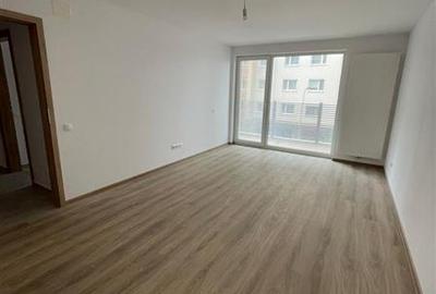 Apartament 2 camere, Tractorul