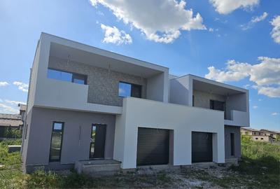 Duplex 4 camere cu garaj integrat - 2