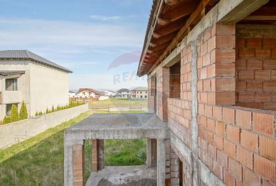 Casă / Vilă cu 6 camere de vânzare, Sânpetru - 10