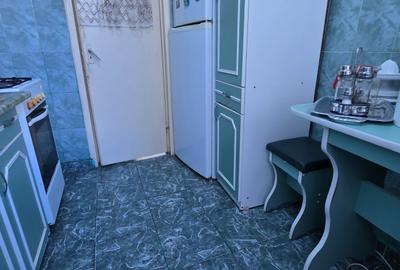 Targoviste. Bdul Regele Carol I,  ETAJ 1, vanzare apartament 3camere - 7