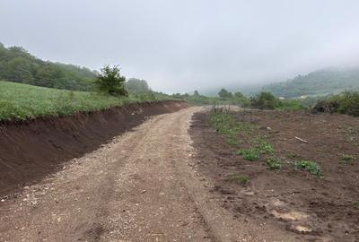 Teren intravilan parcelabil Valea Garbaului Floresti - 1
