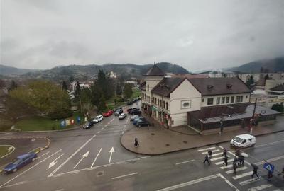 Apartament 3 camere ultracentral - 1