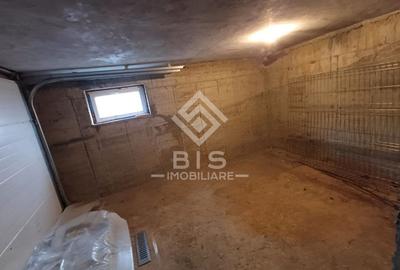 Casa 5 camere, D+P+1,  Zona Nord - 13