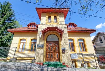 Vila Predeal, 11 camere, fost casino, fundație pe stanca/ Acceptam plata in rate - 1