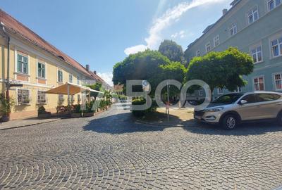 Apartament de vanzare 2 camere 68 mpu pivnita in Centrul Istoric Sibiu - 1