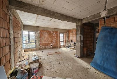 Duplex cu 4 camere în Dâmbul Rotund