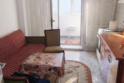 Apartament 3 camere, comfort 1 decomandat, zona Scolilor. Etaj 3. - 7
