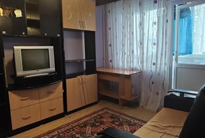 Apartament cu 2 camere semidecomandat în Viziru 1