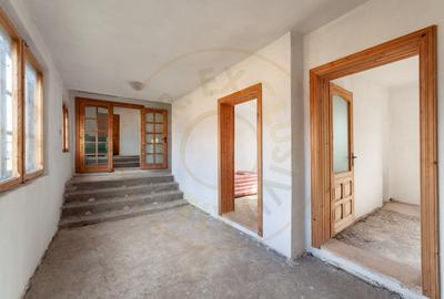 Casa +teren 1093 mp Domnesti-Arges cu o panorama superba! - 5