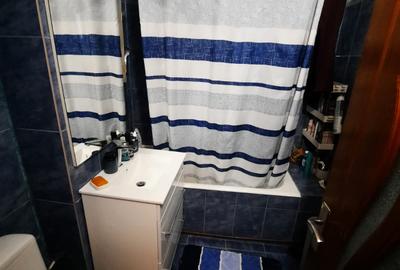 Apartament cu 3 camere decomandat, etaj 1/4, zona Alexandru cel Bun - 9