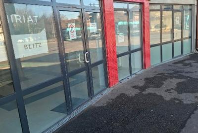 Spațiu comercial, 160 mp în Rovine