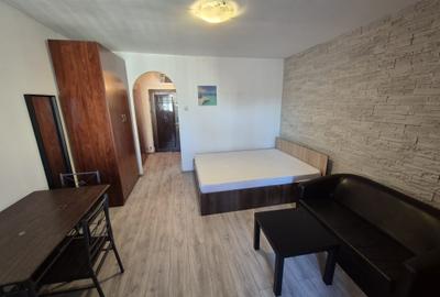 Garsonieră semidecomandată, mobilată în Militari