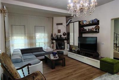 Casă individuală cu 5 camere în Ghiroda