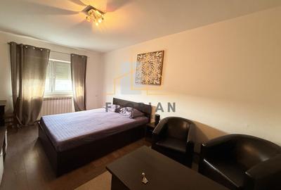 Apartament cu 3 camere, decomandat, 450 euro/ Calea Lipovei, Tm - 6