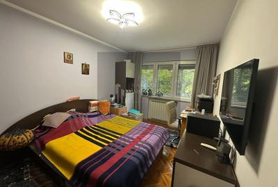 3 camere zona Bd Alexandru Obregia/CENTRALA/PARCARE - 1