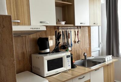 Apartament cu 2 camere in zona Cornisa - 2