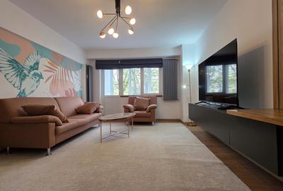 Apartament cu 2 camere decomandat, mobilat în P-ța Unirii