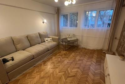 Apartament cu 3 camere decomandat, mobilat în Floreasca