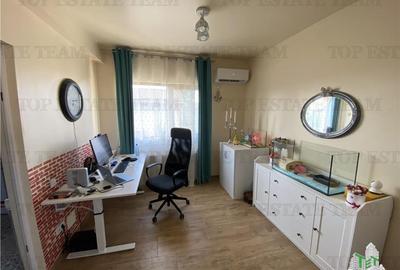 Vila spatioasa cu 3 apartamente in Fundeni Dobroiesti - 15
