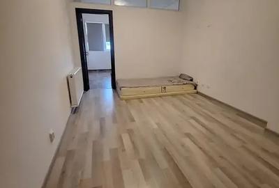 Închiriere apartament 2 camere cu balcon inchis si terasa– Sector 3 - 5