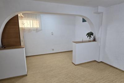 Casă 2 camere de închiriat | Barbu Văcărescu – Intrarea Glucozei | Parcare - 4