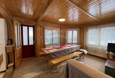 Casa de vacanta Predeal, langa padure, istoric airbnb - 2