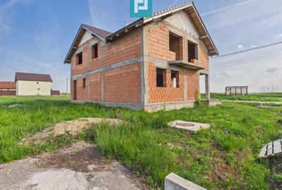 Casă la roșu cu  6 camere,  teren 500 mp în Aluniș - 10