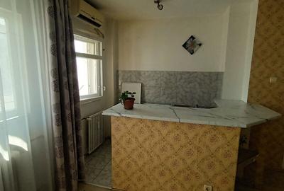 Basarabia - Diham - an constructie 1980, Bloc mixt- garsoniera - 1