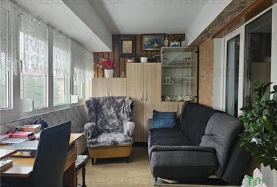 Apartament 2 camere vedere frontala la mare -Faleza Nord - 1