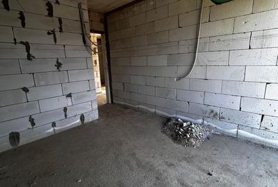 Casa la rosu de vanzare in Alba Iulia - 7