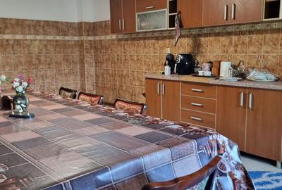 Casă rezidențială cu mansardă și garaj, teren 5000mp, Cateasca, Arges - 7