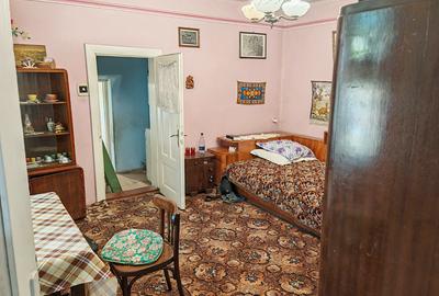 Râșnov - zona Eminescu, casa cu 1000 mp teren. - 8