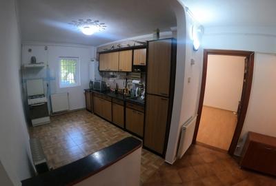 Apartament de 3 camere, 73 mp decomandat la parter inalt - 5