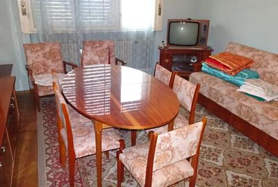 Vand apartament cu 4 camere cu garaj si beci in duplex in Deva, - 3